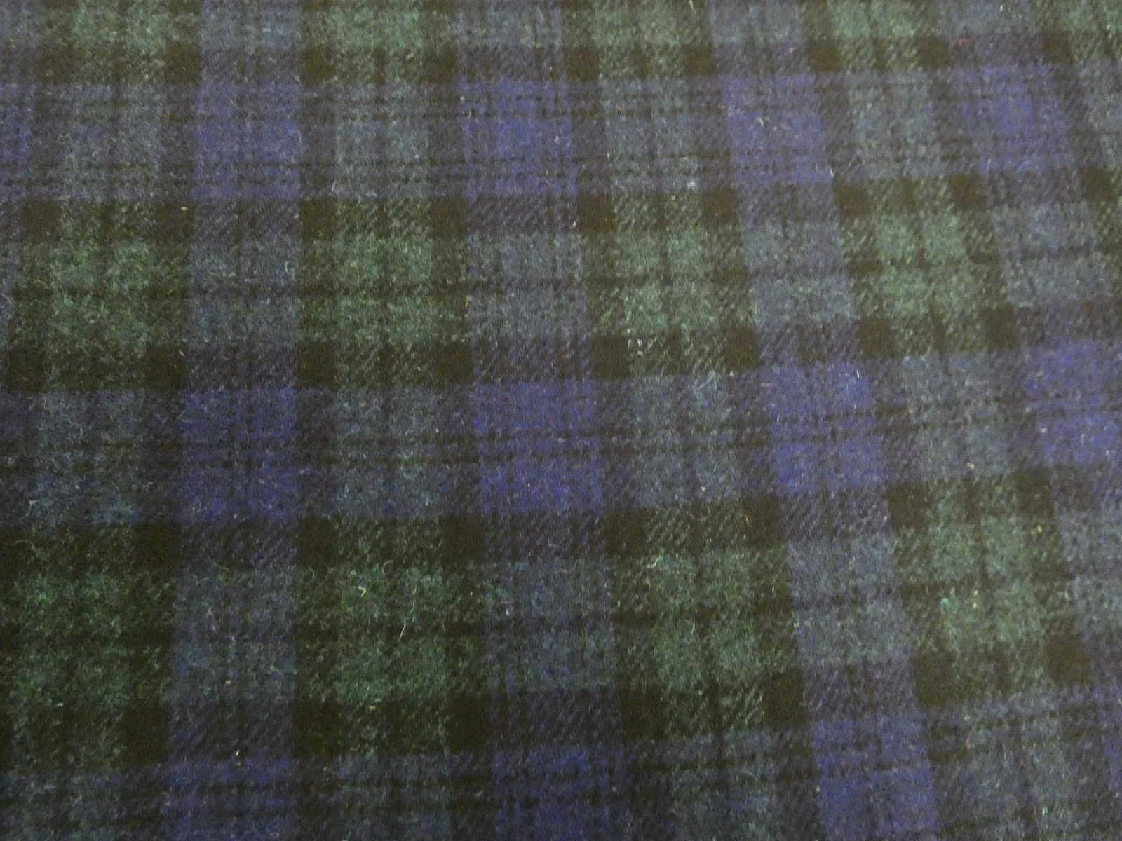 HARRIS TWEED BLACKWATCH Tartan Wool Fabric 1